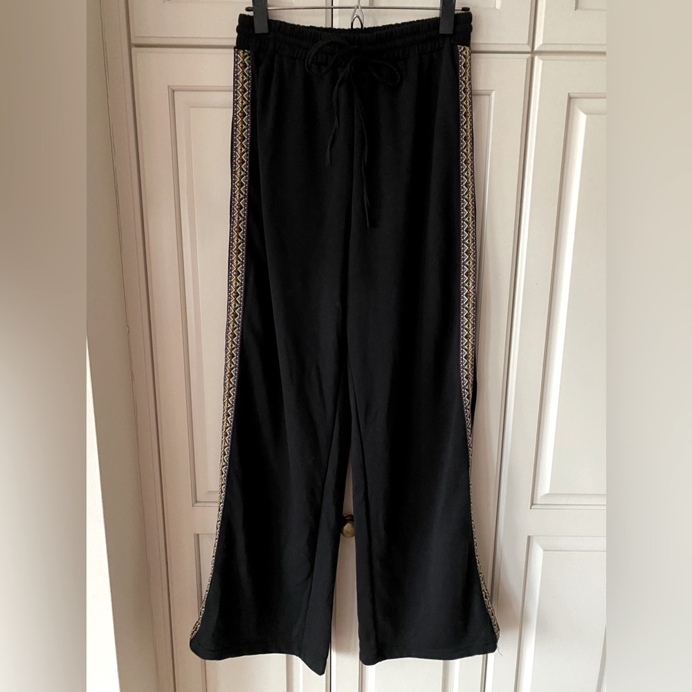 Black wide leg sweatpants embellished panel elastic waist drawstring size 6